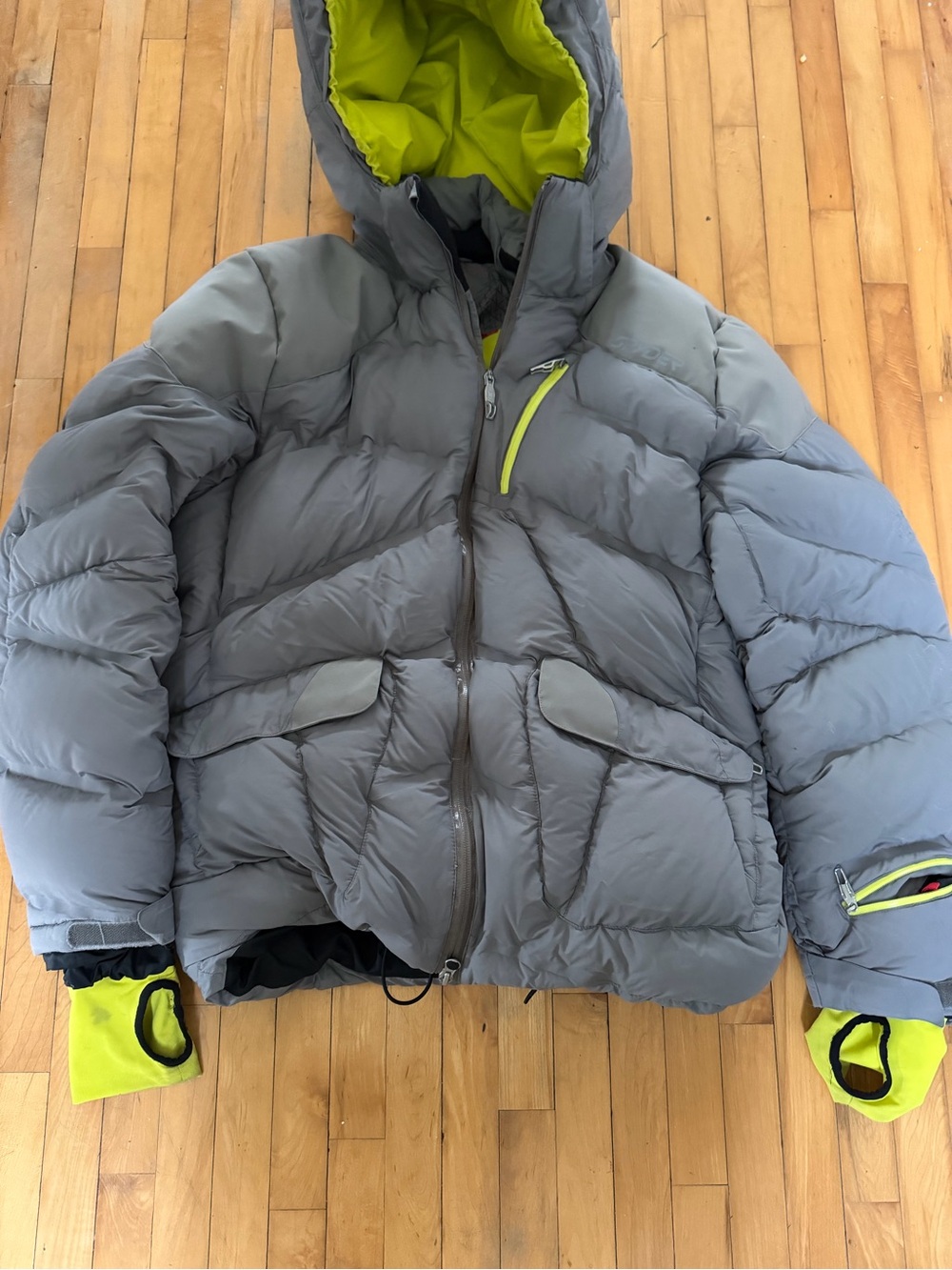 Spyder rocket down jacket 800 fill